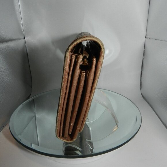 Limited Edition Gucci Guccissma Rose Gold Continental Wallet Hawaii Exclusive - Picture 4 of 16